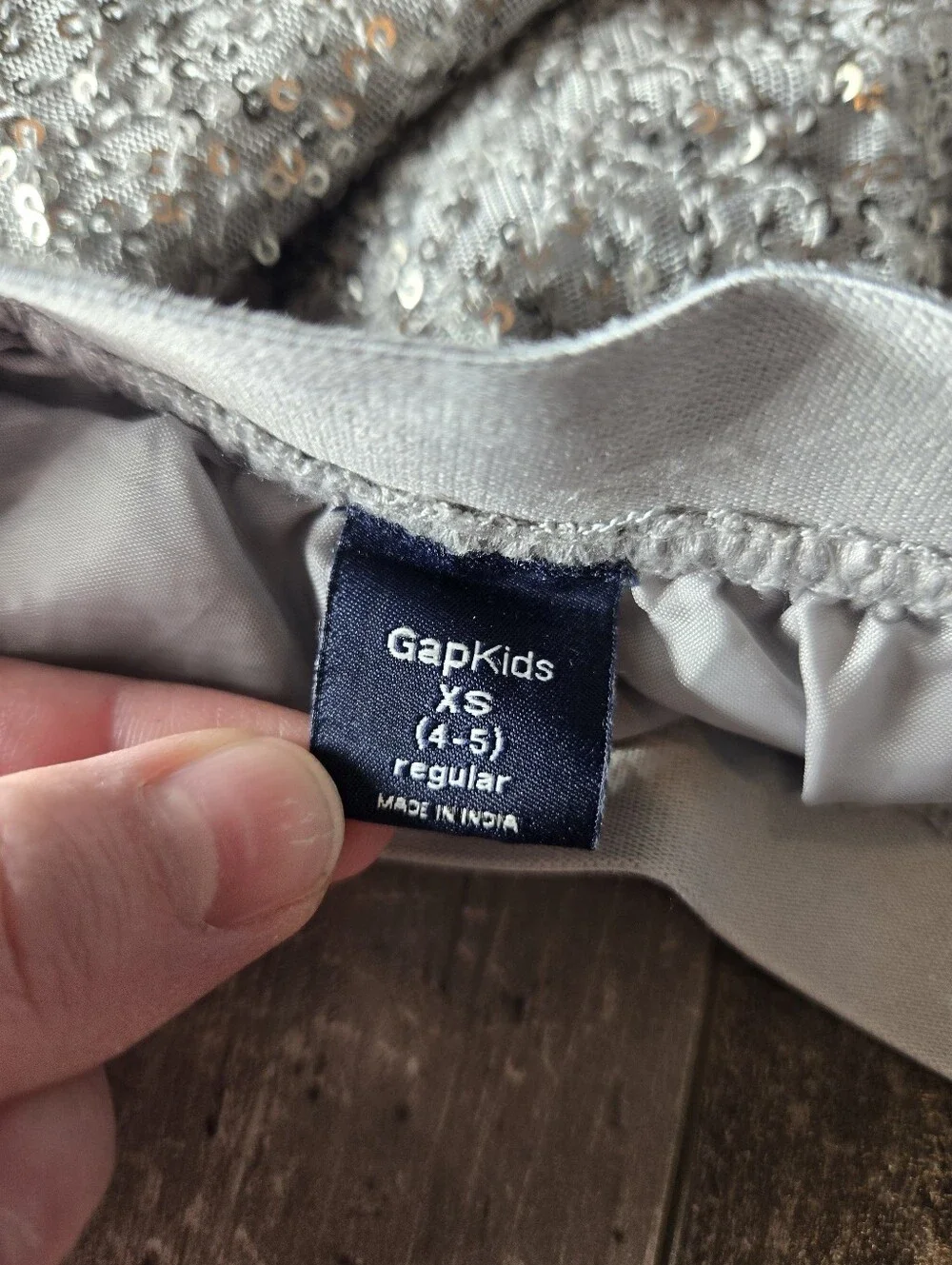 GapKids Girls XS 4‑5 Silver Sequin Mini Skirt